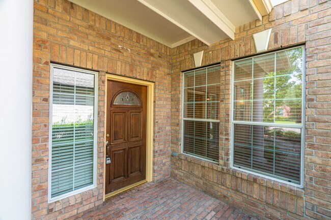 Building Photo - 138 Zephyr Bend Pl