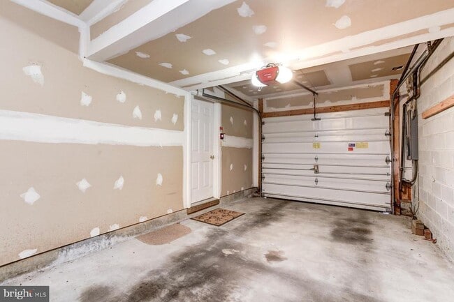 Building Photo - 12207 Sleepy Horse Ln