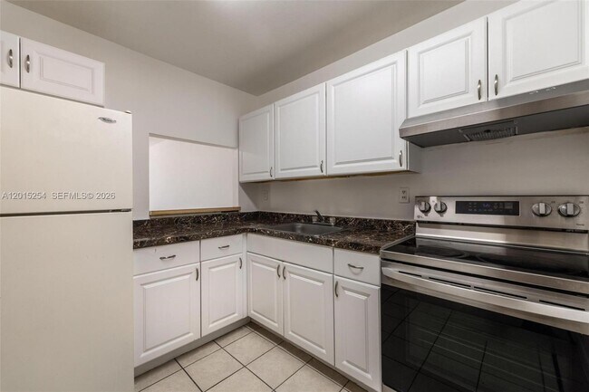 Building Photo - 11301 SW 200th St