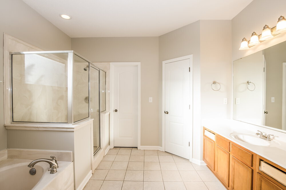 Building Photo - 9555 Morning Shadow Dr