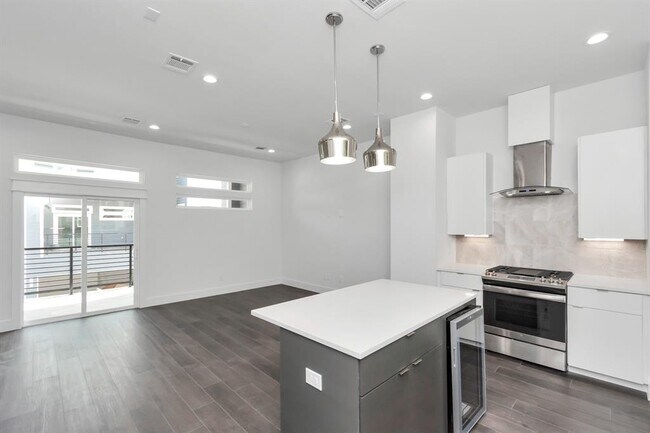 Building Photo - 4722 Independence Hts Ln