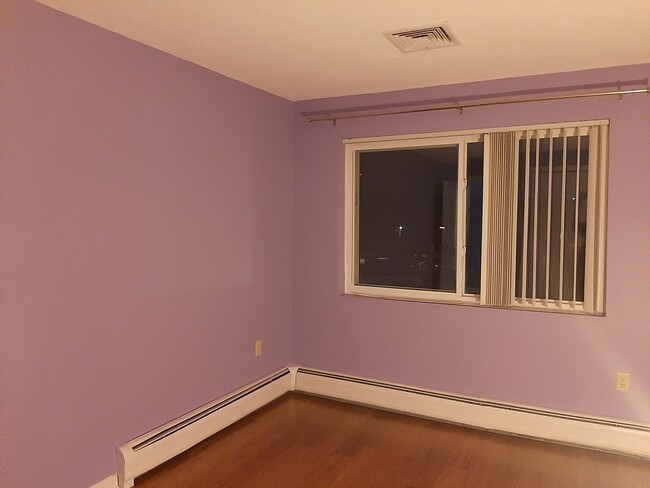 Bedroom - 230 Willard St