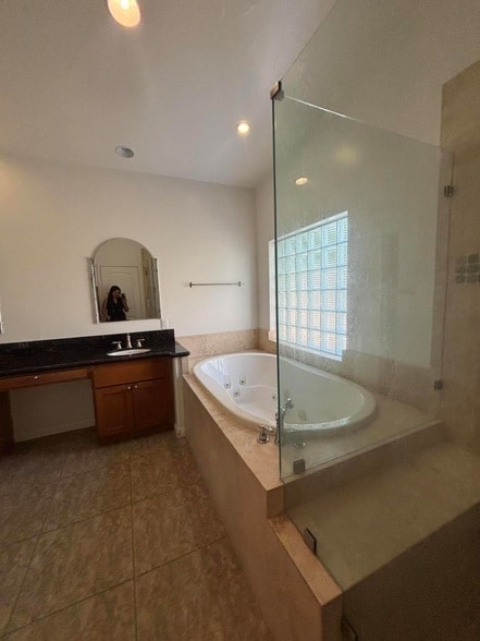 Building Photo - 53540 Avenida Rubio