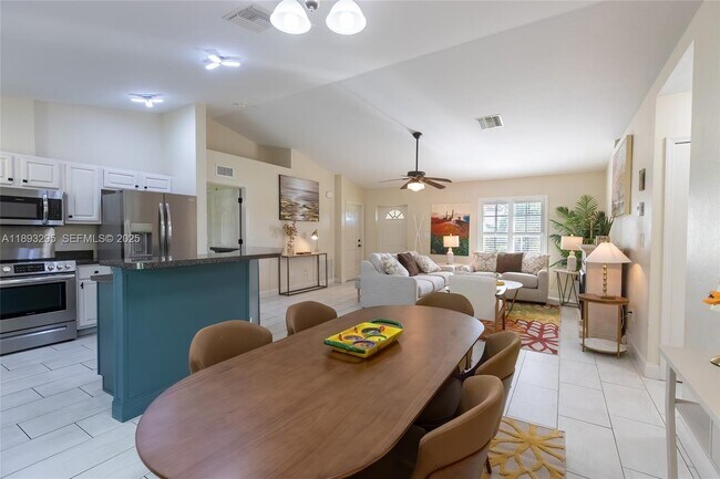 Building Photo - 36 Quail Roost Rd