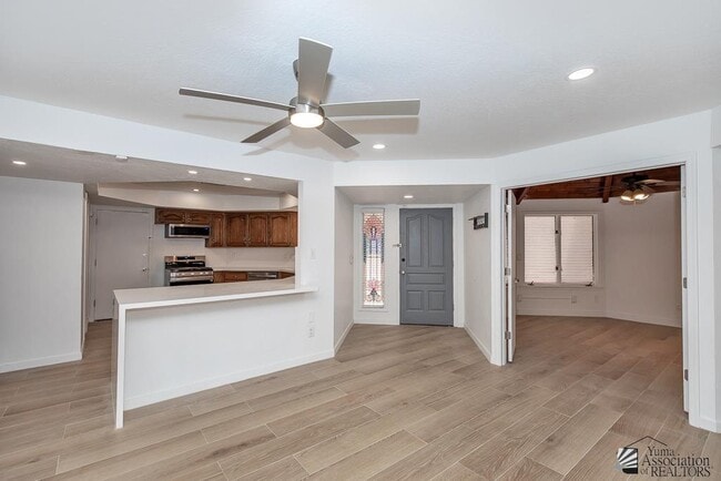 Building Photo - 2174 S Del Valle Way