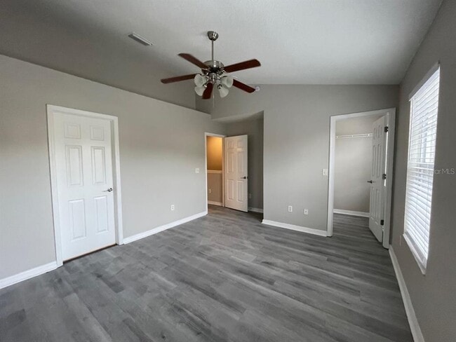 Building Photo - 11033 Black Swan Ct