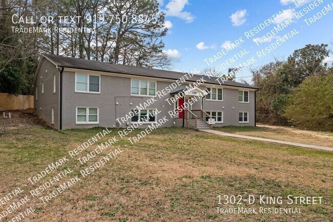 Building Photo - 1302 King St