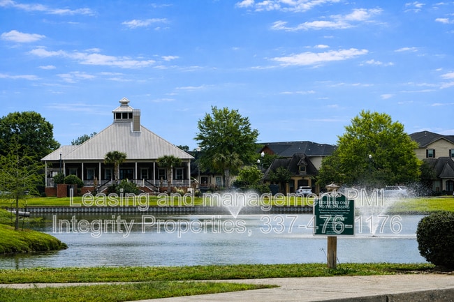 Building Photo - 106 Shadow Springs Dr