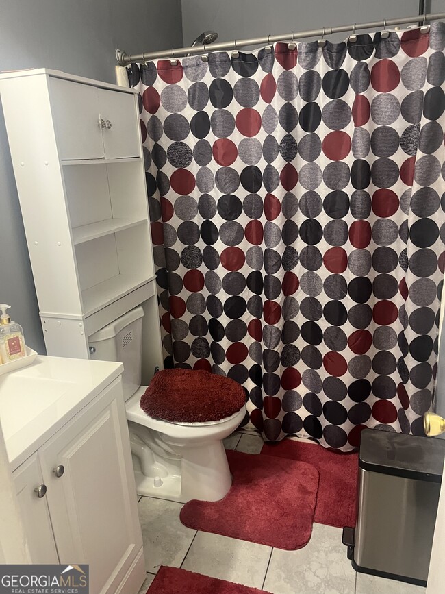 Building Photo - 7013 Fielder Rd