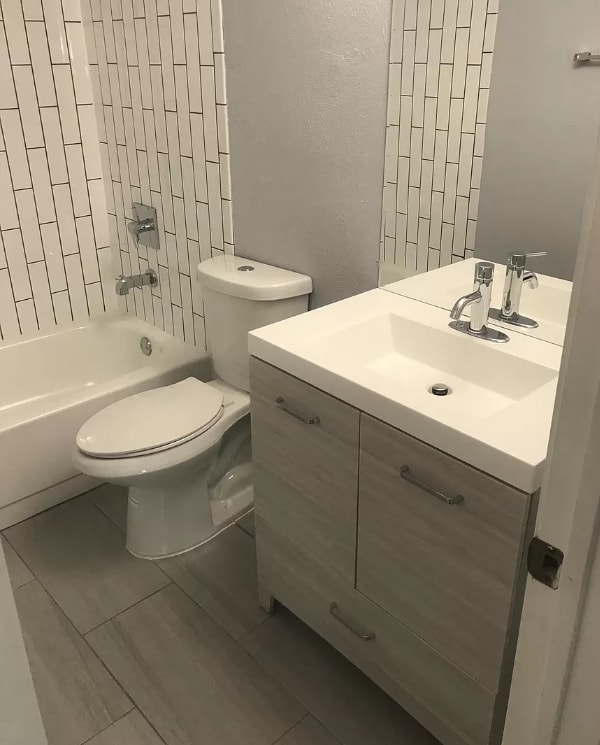 Building Photo - 8110 Skillman St