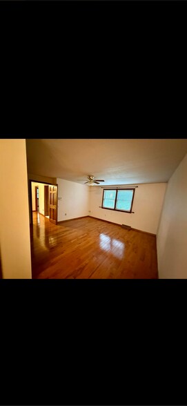 Building Photo - 69 Timberline Dr