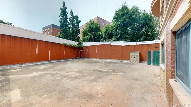 Building Photo - 84-14 143rd St