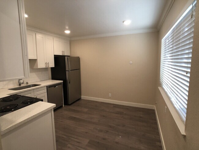 Building Photo - West San Jose Apartment