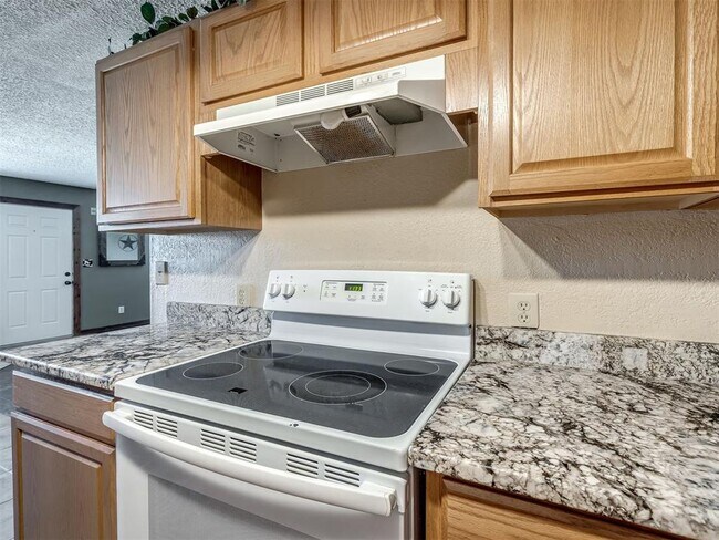 Building Photo - 935 Pendergraft Way