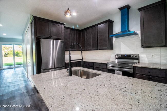 Building Photo - 2106 Madden Ave