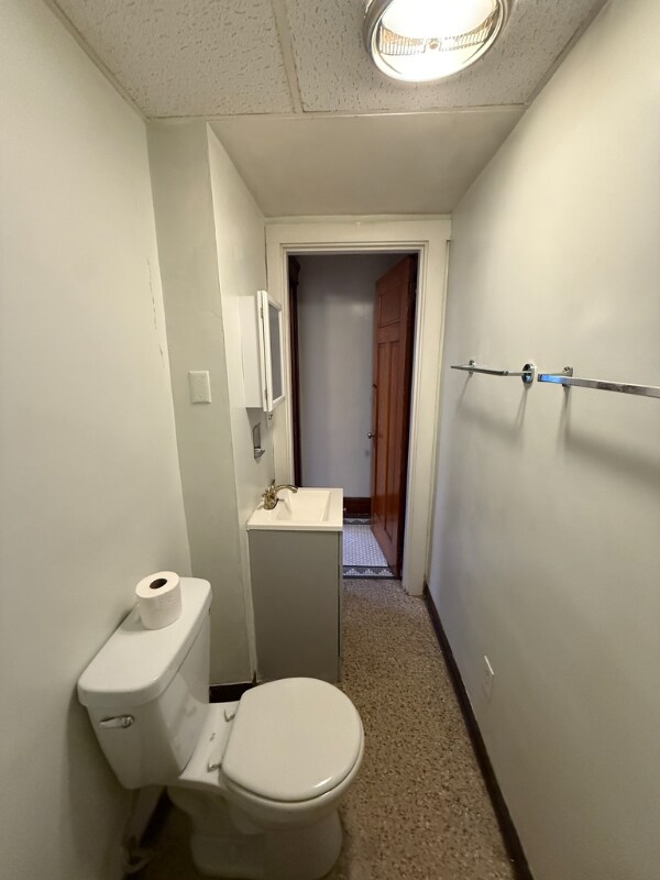 Building Photo - 329 Taylor Ave