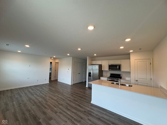 Building Photo - 11275 Quillow Way