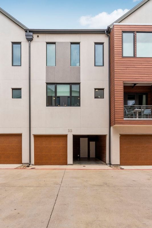 Building Photo - 3100 Menchaca Rd