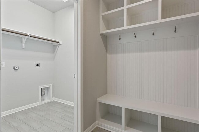 Building Photo - 121 Unforgiven Ln