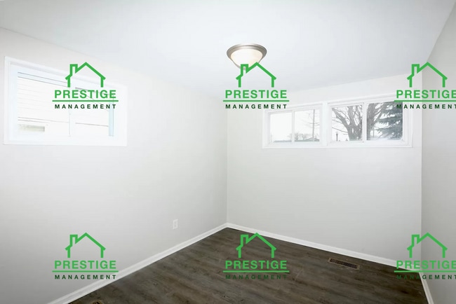Building Photo - Renovated Hammond Home 3 Beds 1 Bath