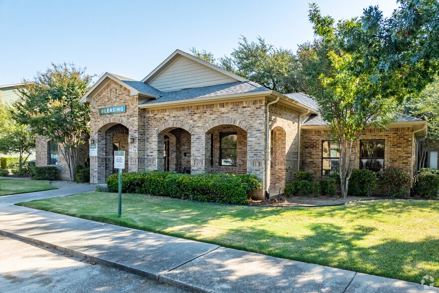 Leasing Office - Pepperwood