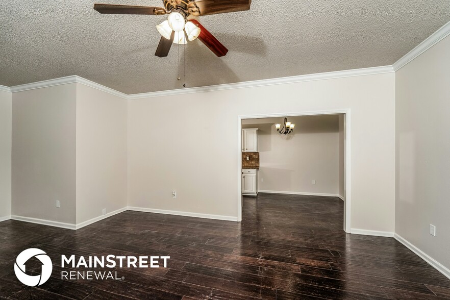 Building Photo - 1144 Amberley Woods Dr