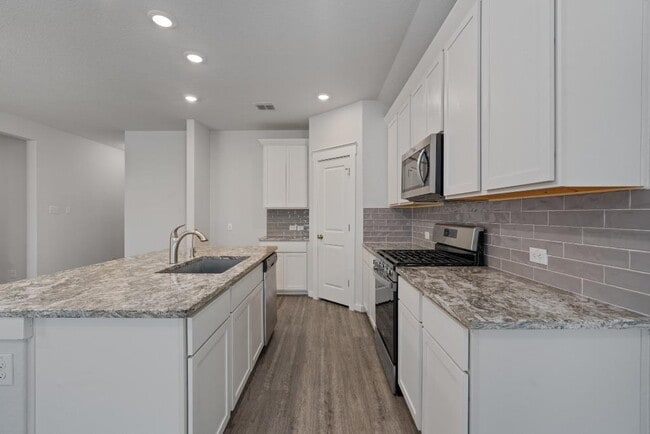 Building Photo - 4044 Legend Meadows