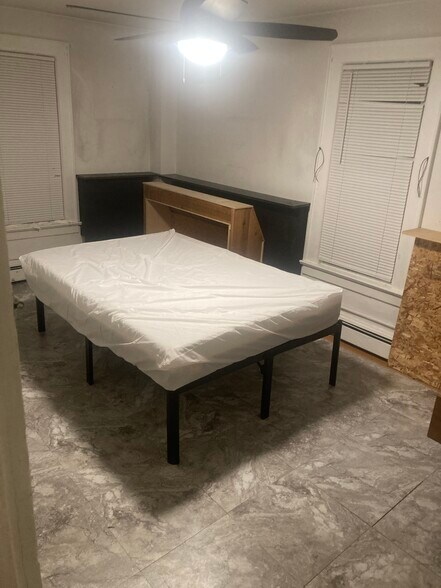 Primary Photo - 111 Decker Pond Rd