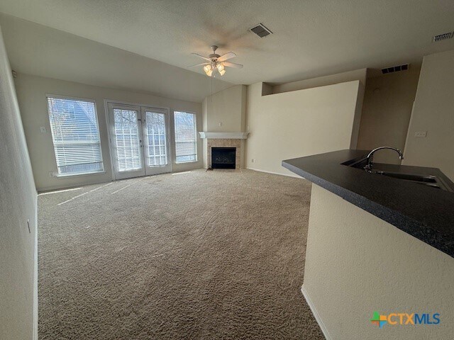 Building Photo - 2001 Hearthstone Dr