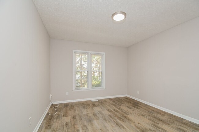 Building Photo - 1609 Hickoryridge Ct