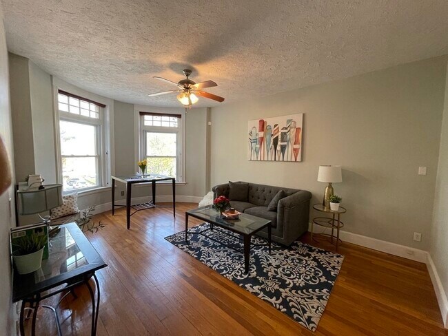 Primary Photo - 32 Winchester St