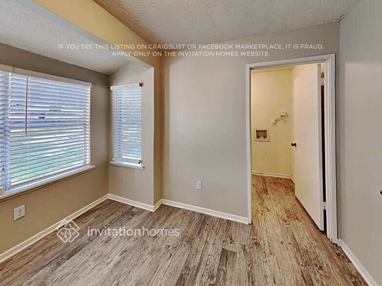 Building Photo - 175 Sagebrush Rd