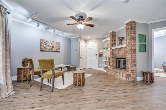 Building Photo - 16301 Ledgemont Ln