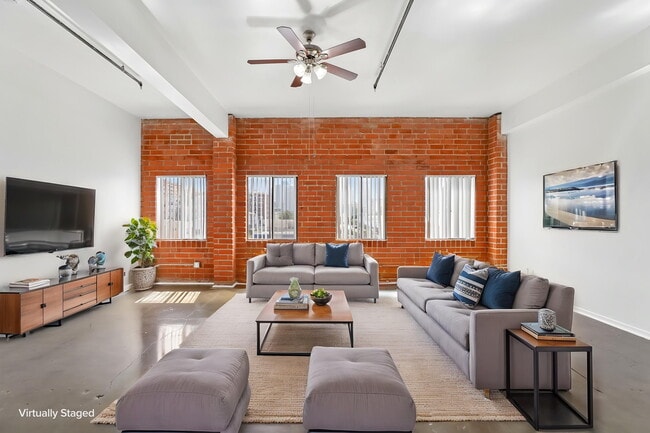 Floorplan - 1725 W. 6th St
