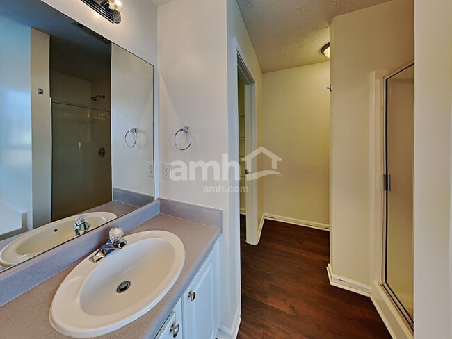 Building Photo - 3168 Bradford Pear Dr