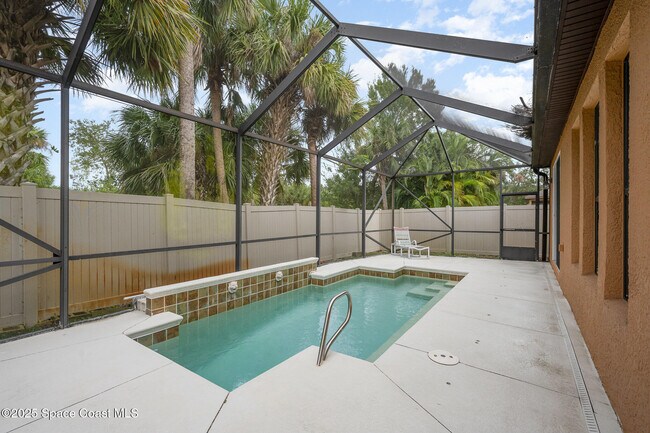 Building Photo - 2842 Glenridge Cir
