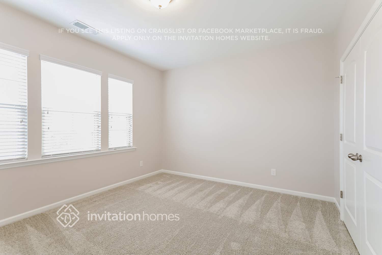 Building Photo - 15201 Autumn Sage Dr