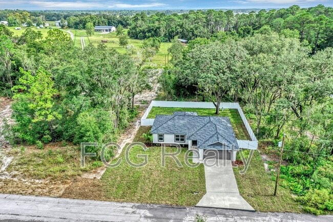 Building Photo - 4 Locust Drive Trail