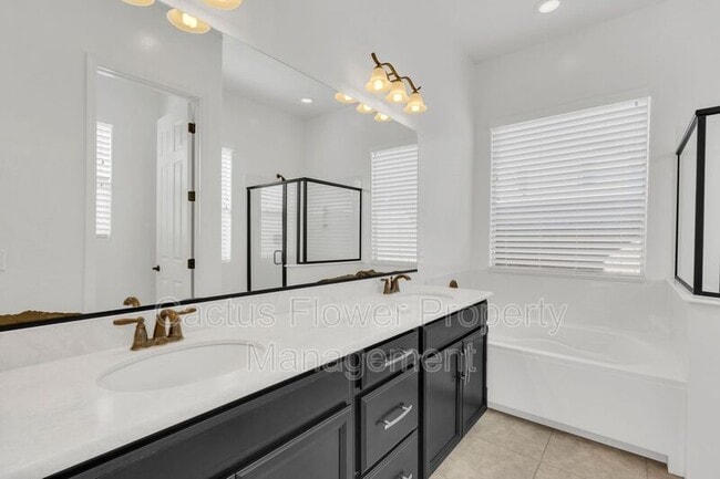 Building Photo - 45 N Iss Dr