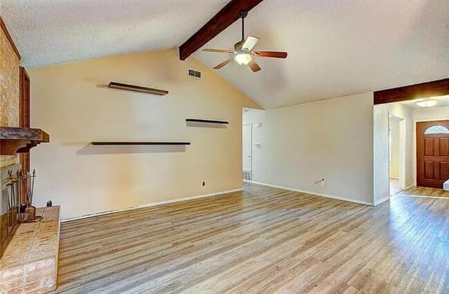 Building Photo - 7008 Grove Crest Dr