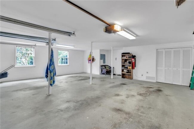 Building Photo - 3129 Rockaway Rd