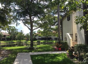 Building Photo - 4530 Carambola Cir S