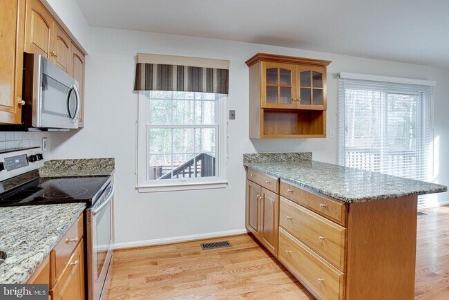 Building Photo - 9620 Masterworks Dr