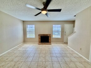 Building Photo - 1247 Dallas Dr