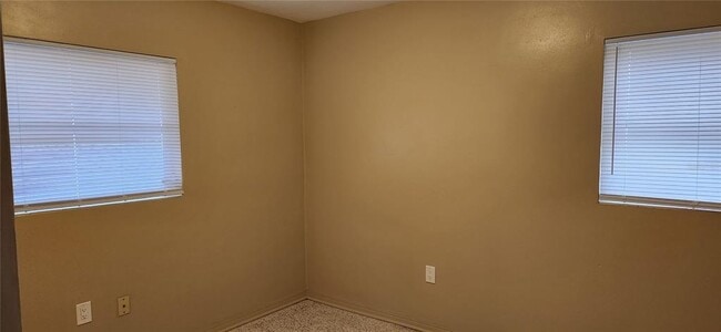 Building Photo - 6335 Alaska Ave