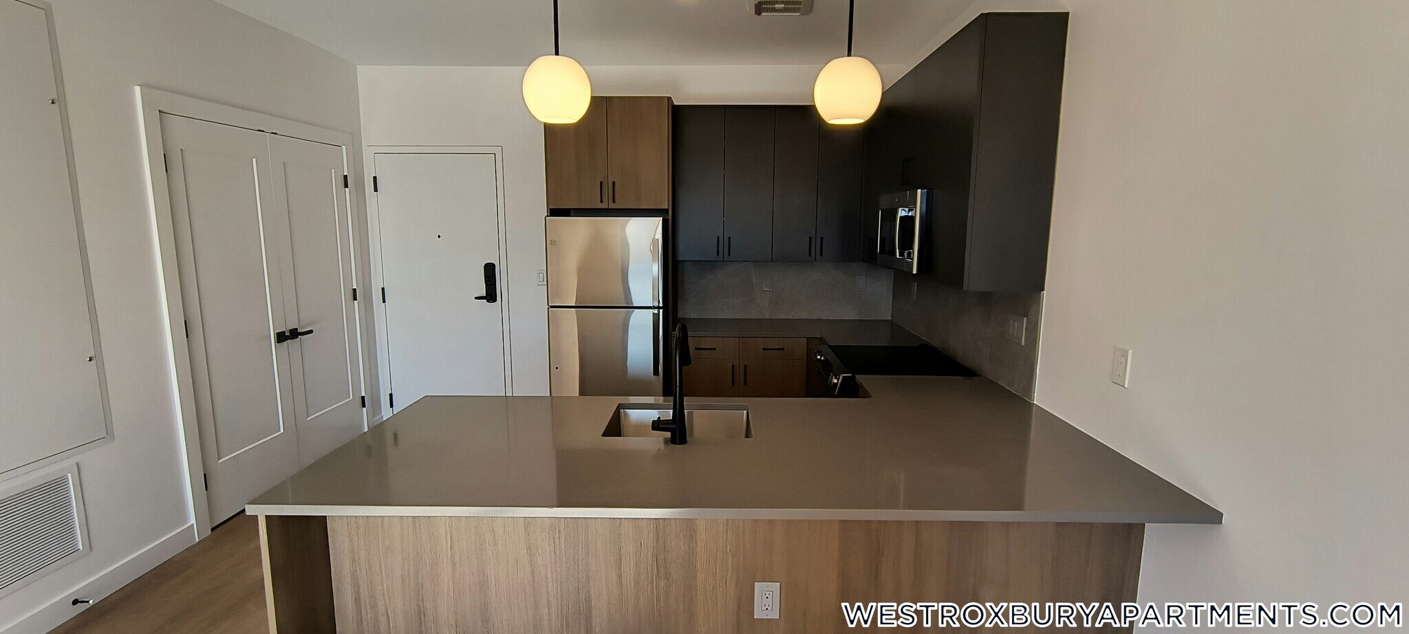 Building Photo - 199 Gardner St