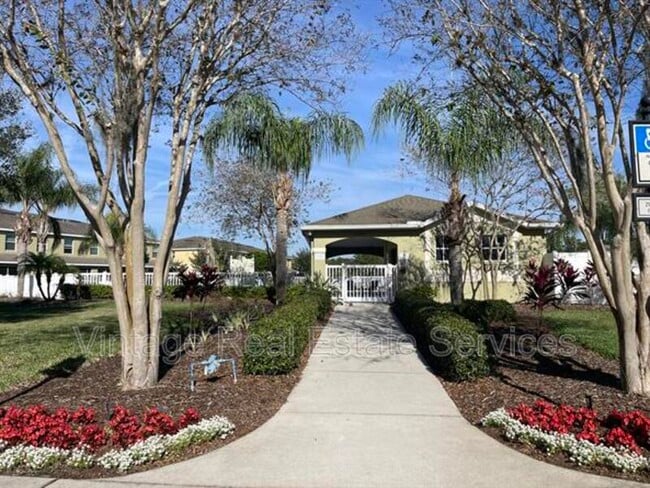 Building Photo - 8502 Gablebend Way