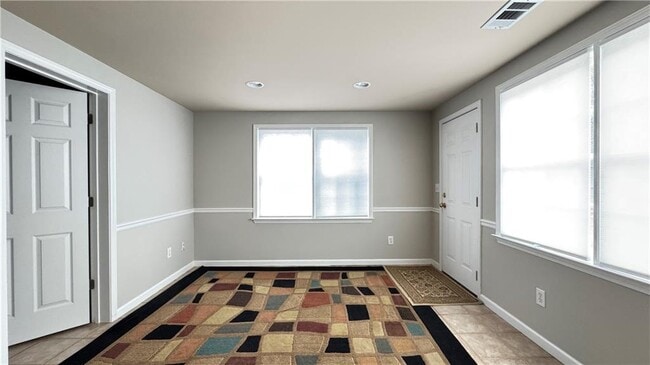 Building Photo - 7195 Devonhall Way