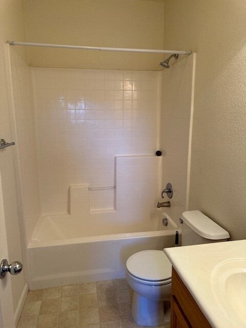 Building Photo - Patterson, Diablo Grande 3 bedroom 2.5 Bathroom Home.