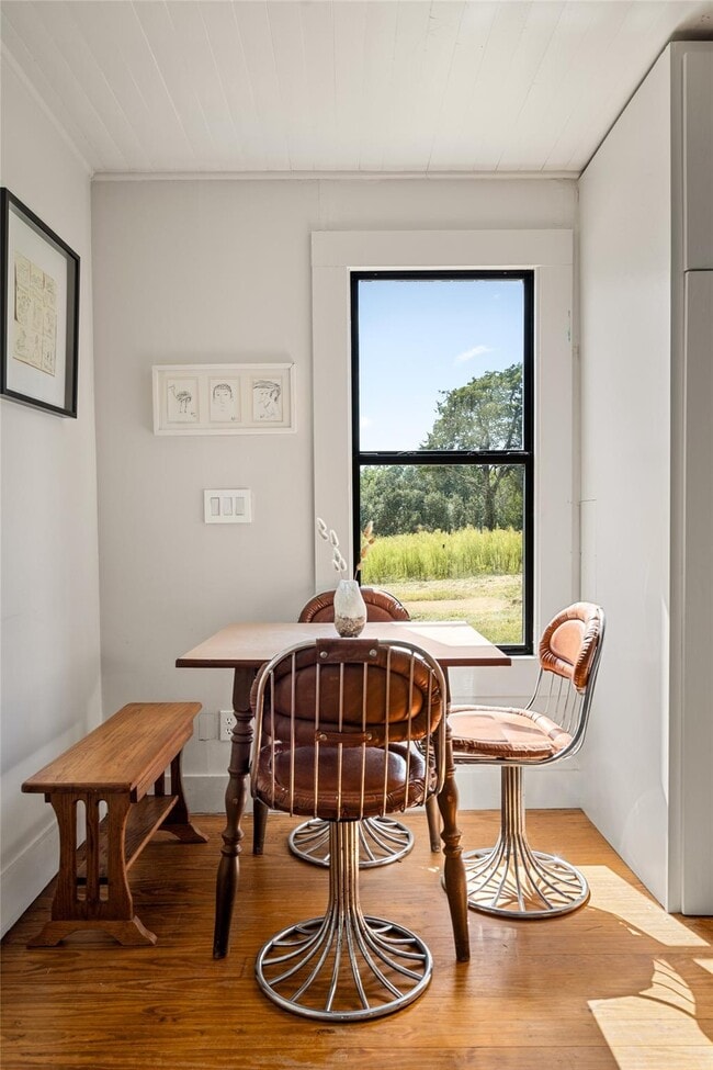 Building Photo - 11773 Newberg Rd